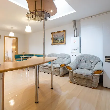 Δωμάτια σε οικογενειακή κατοικία Apartament Stefano Σόποτ